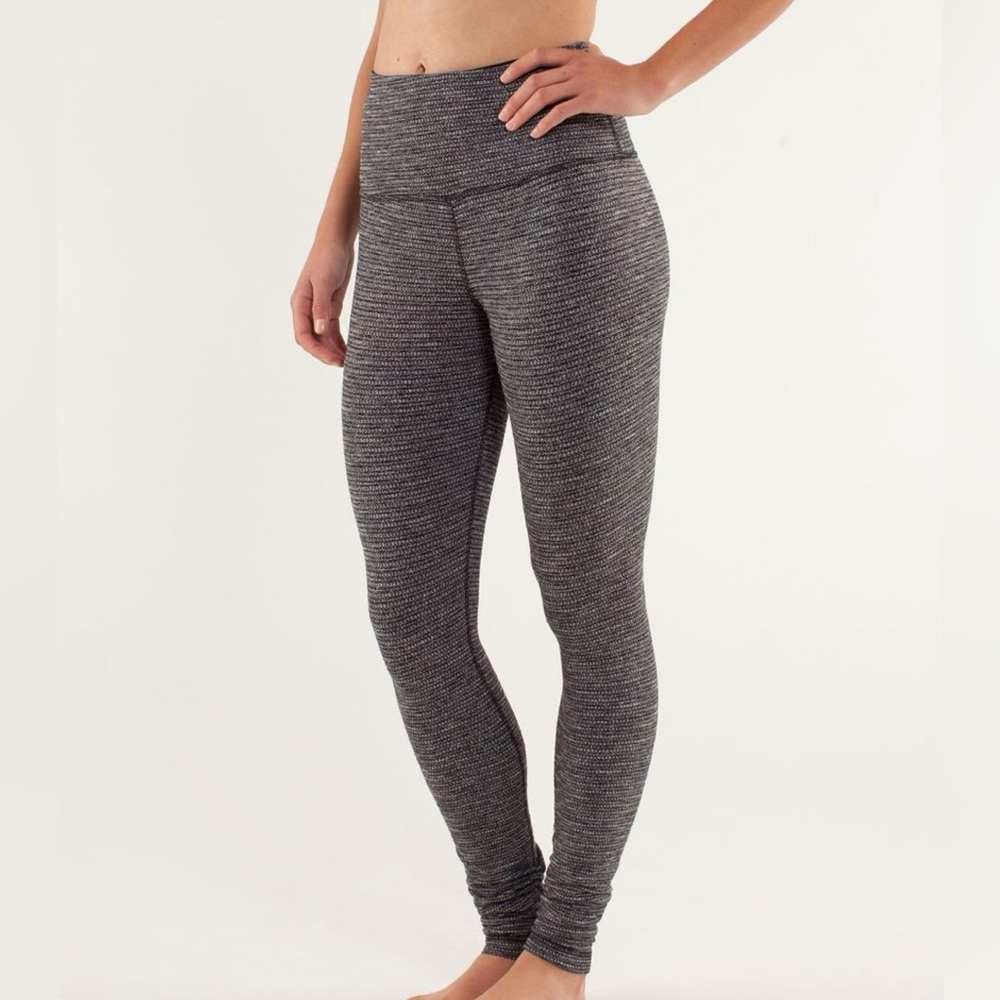 Lululemon Wunder Under Pant *High Rise
Coco Pique Black / Black